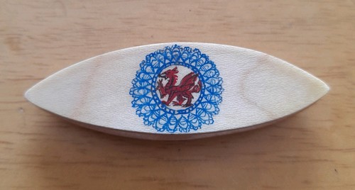 Wood tatting shuttle - tatting, p.