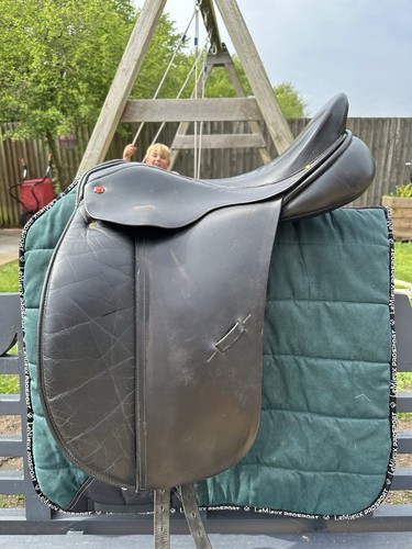 Albion style dressage saddle - albion,