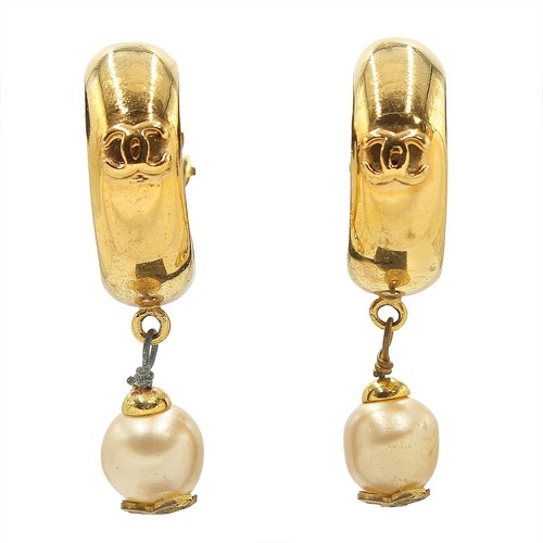 Chanel gold tone coco mark - chanel,