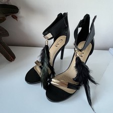 C’M Paris Black And Gold Heels With Feathers Size 6 New