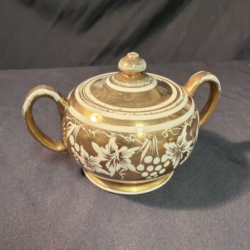 Sadler design 1615 - sadler, gold