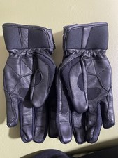 Motorcycle Gloves - Size M (winter Gloves) Mint condition. Used Twice Only