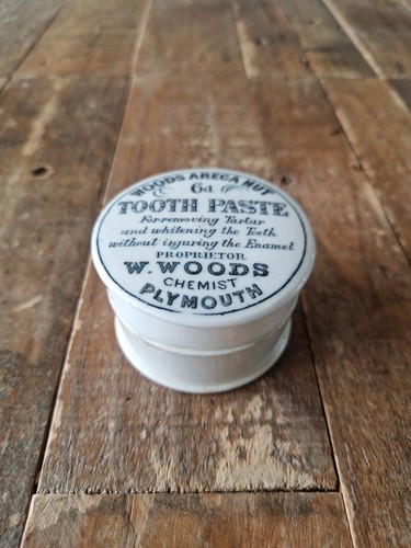 Antique victoriana woods - victoriana,