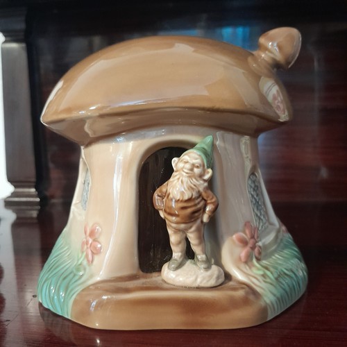 Wade gnome leprechaun - gnome,