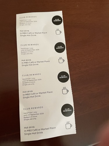 Drinks vouchers x 4 - m, &