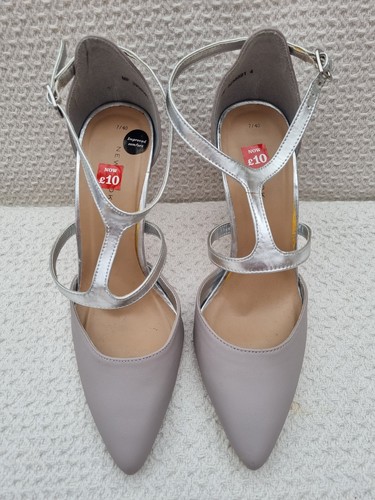 New look grey with silver - look,
