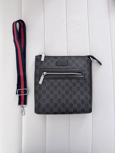 Gucci nylon messenger bag - messenger,