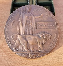 WW1 BRONZE MEMORIAL/DEATH PLAQUE  'WILLIAM DUTHIE'  ORIGINAL FULL-SIZE.