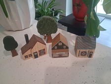 Wooden Houses, Ice Creamery