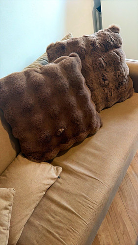 Brown faux fur trim - brown,