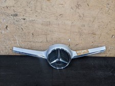 MERCEDES E CLASS C207 CENTRE FRONT GRILLE BADGE A0008880060