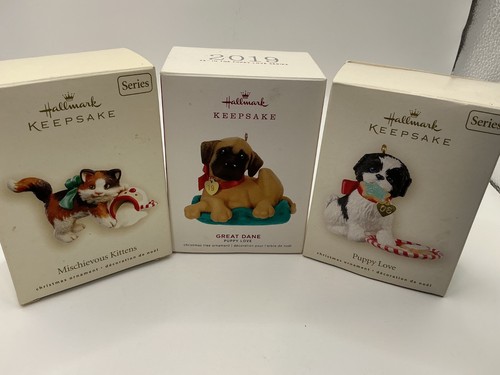 Hallmark keepsake ornaments - hallmark,