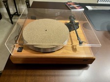 Acoustic Research ES-1