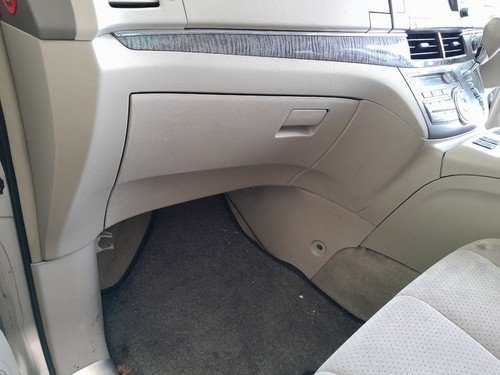 Toyota estima glove box - toyota,