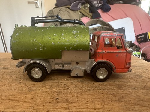 Dinky johnston road - dinky,