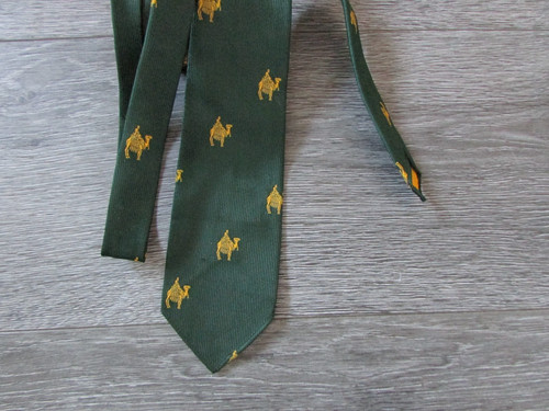 Man camel motif - man, early