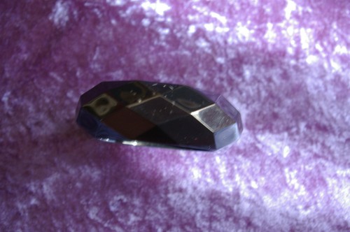 Black plastic bangle with - black,