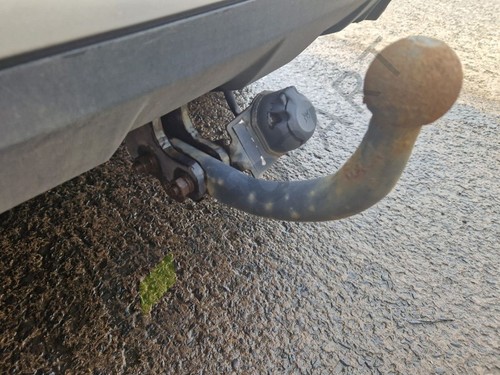 Mercedes class w251 towbar - mercedes,
