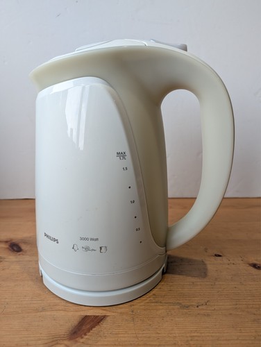 Philips 4682 3000w cordless - hd,