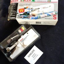 Singer Handy Stitch Portable Handheld Sewing Machine CEX300KE Boxed 