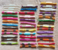 JOB LOT 39 JANLYNN & OTHERS EMBROIDERY SKEINS THREADS ON DMC THREAD HOLDERS