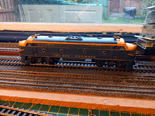 Tri ang gauge diesel - oo,