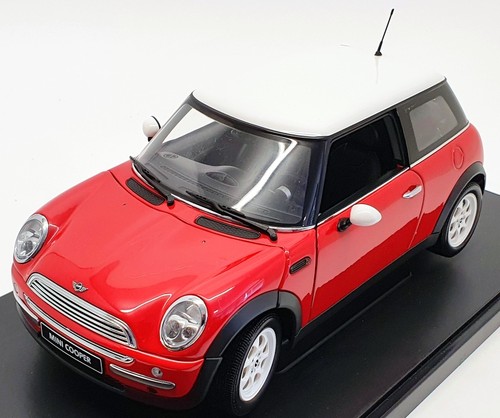 Autoart scale 74822 - 1/18,