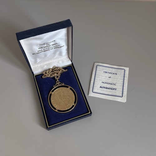 1977 queen elizabeth - queen, 22kt