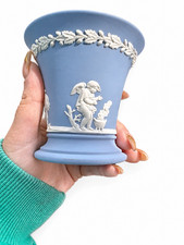 Geniune wedgwood piece made - geniune,