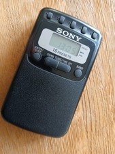  Sony SRF-M606 FM/AM Radio