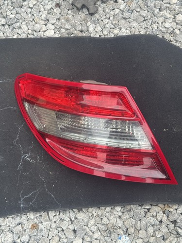 Mercedes c220 class saloon - mercedes,