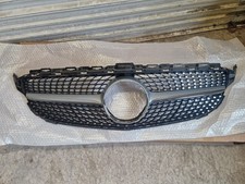 Genuine Mercedes W205 C205 C200 C220 Diamond Front Grill