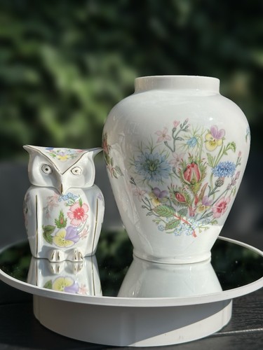Aynsley fine bone china - ,