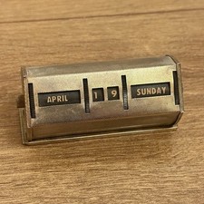 Vintage 1960s Metal Perpetual