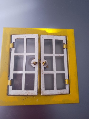 Dolls house vintage triang - ,