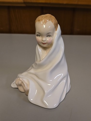 Vintage 1936 royal doulton - royal,
