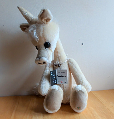 Kaycee bears moonbeam limited - kaycee,