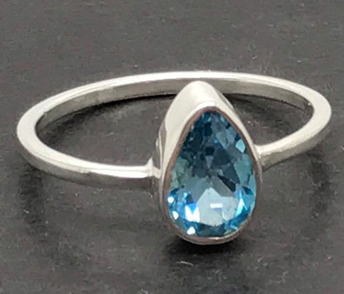 Swiss blue topaz ring - ,, solid