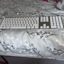 Apple Wired Aluminium Keyboard
