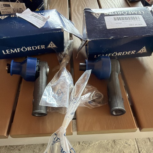 Outer tie rod end front - outer,