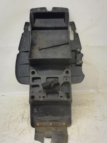 Original under tail for 2000 - original,