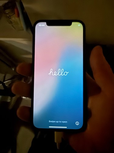 Iphone 64gb black unlocked - 12,