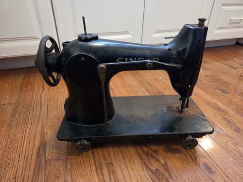 Singer sewing machine - singer,