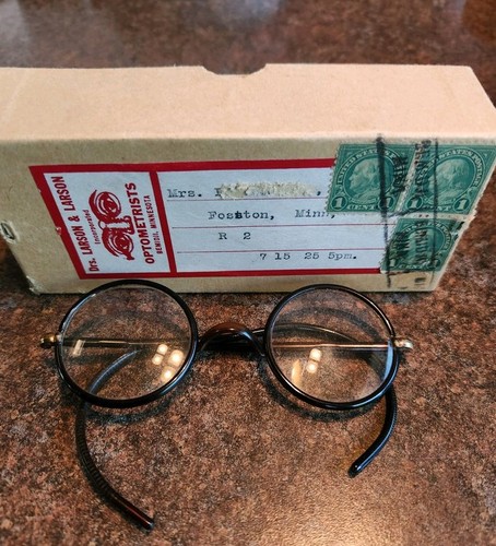 Vintage round eyeglasses with - round,