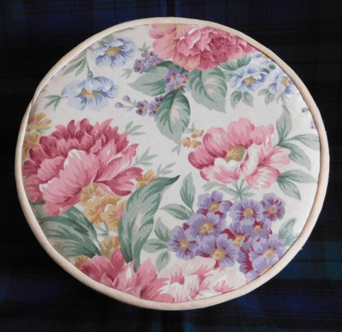 Lovely vintage padded sewing