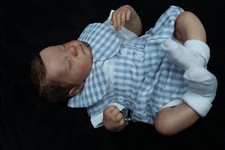 lillbees stunning lifelike