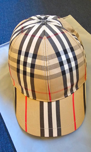 Bnwt burberry kids baseball - kids,