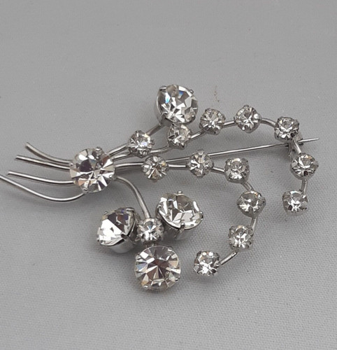 Vintage floral bouquet brooch - floral,