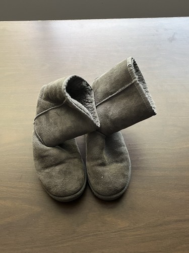 Beige uggs - beige,