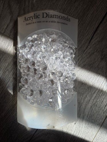 Acrylic diamond stones - stones, table
